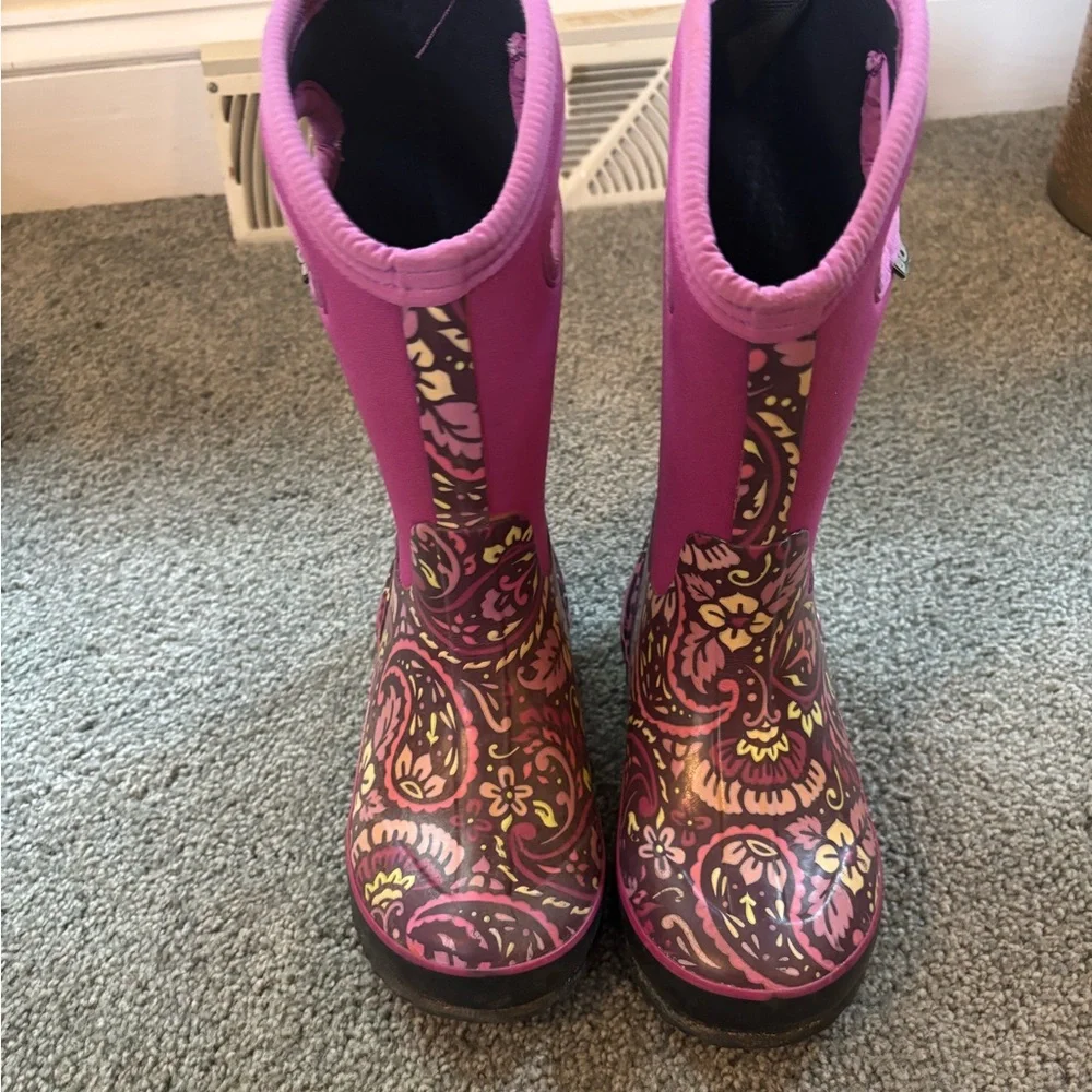 Bogs purple magenta Paisley Rain Boots size 1